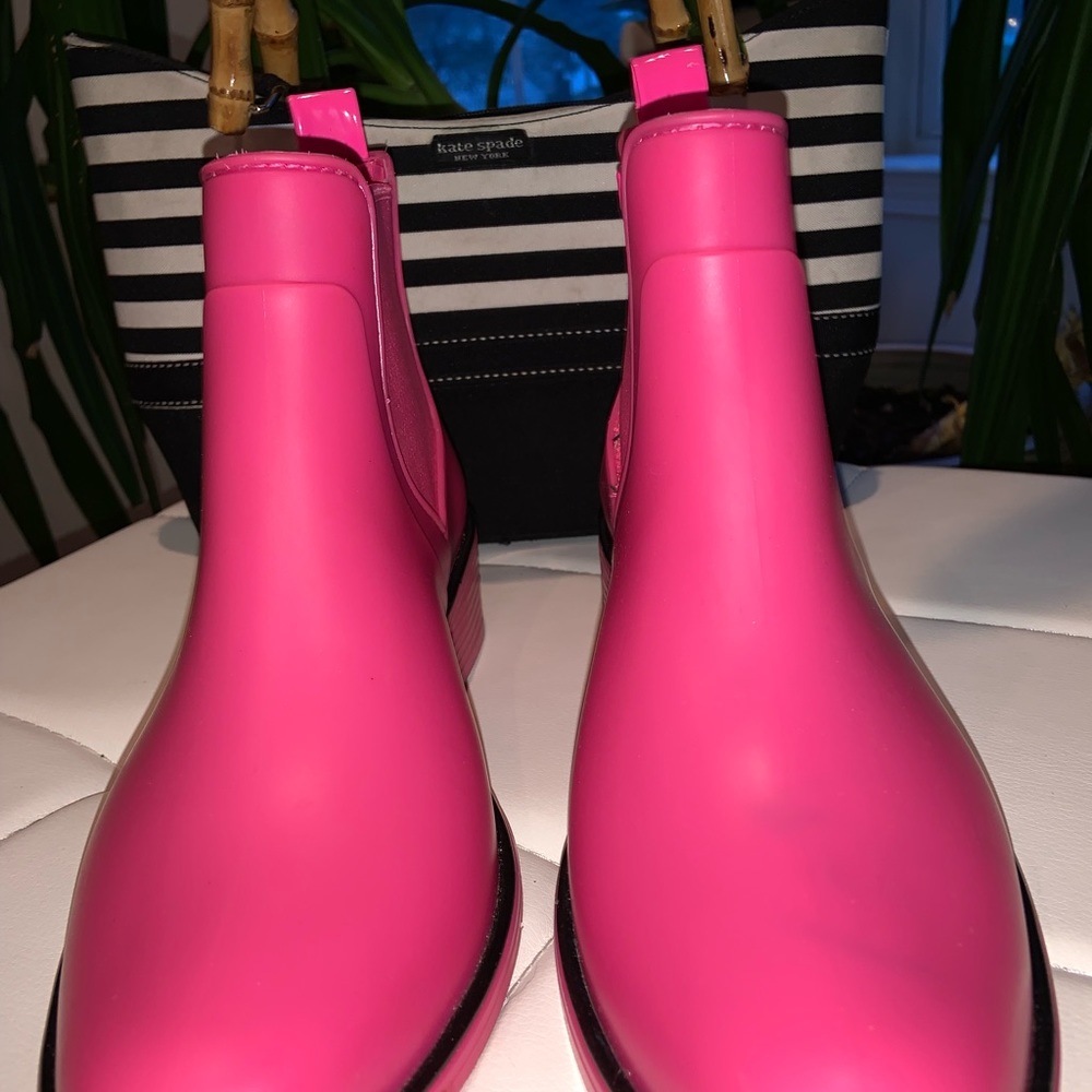 Cute Kate Spade ♠️ rain boot with purse - Picture 4 of 7